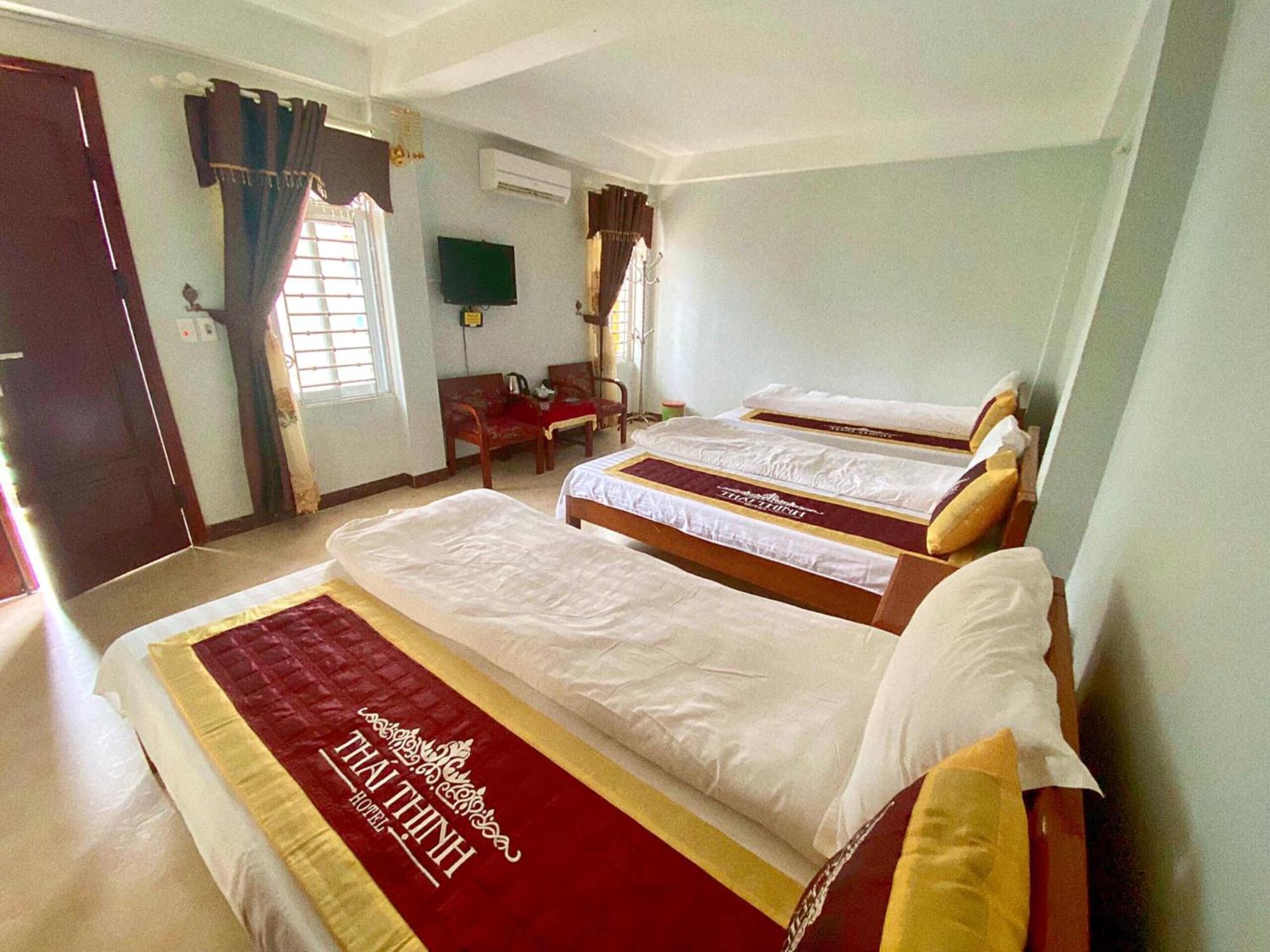 Thai Thinh Hotel Dong Van  Exterior foto